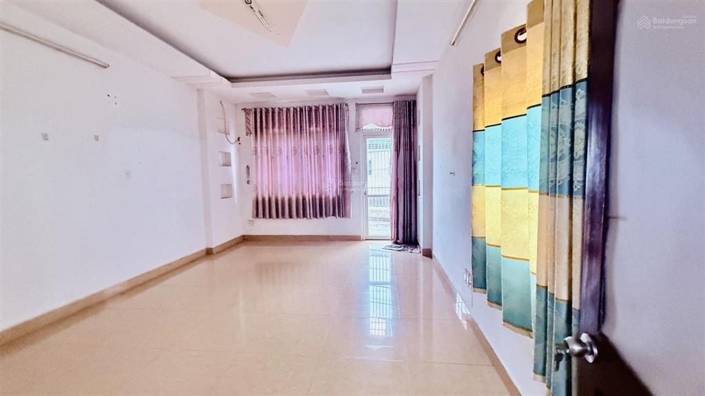 Bán nhà phan văn hớn hxh ngủ trong nhà 4pn có mặt bằng kinh doanh chỉ 5.55 tỷ