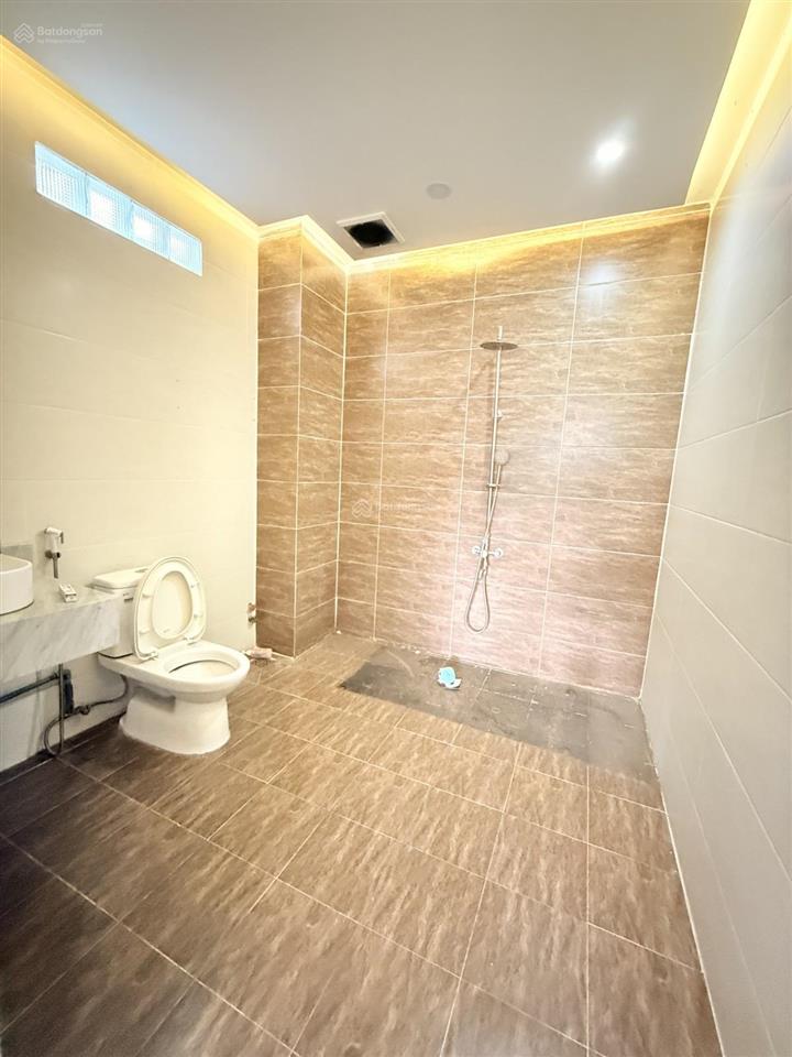 Bán nhà trường chinh, tây thạnh, tân phú ngang 5m hiếm 4 tầng btct chỉ 5.25 tỷ