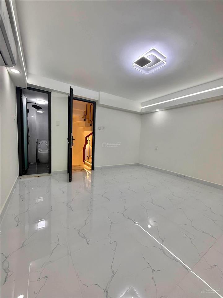 Bán nhà 5 tầng btct gần đại học công thương tân phú, full nội thất chỉ 5.75 tỷ