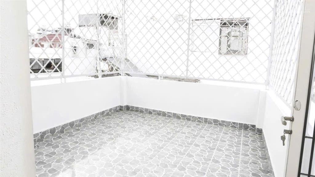 Nhà quang trung, gò vấp 4 tầng btct 4pn sân thượng trước sau giá 4,99 tỷ