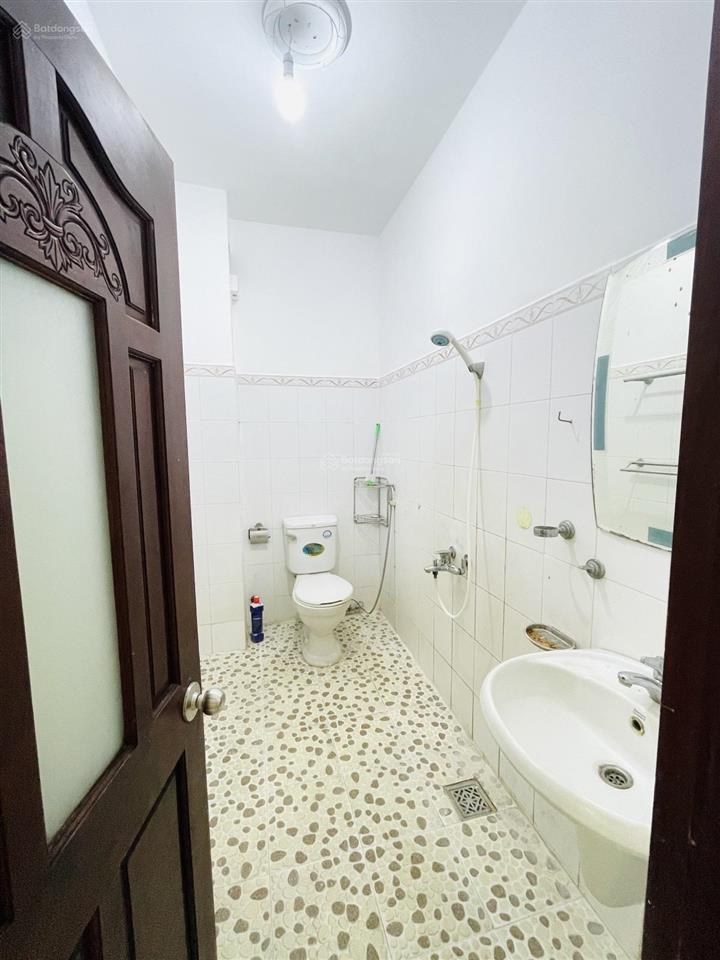 Mặt tiền kpl vip tây thạnh tân phú  đường 20m có lề 4m x17m 3 tầng bề thế chỉ 8 tỷ tl