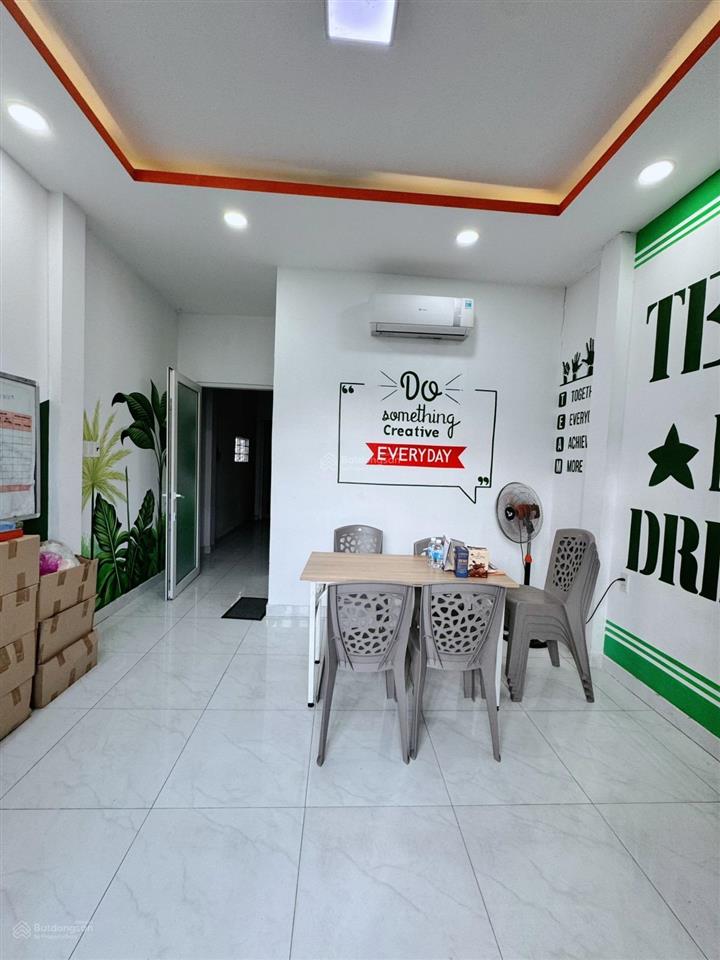 Bán nhà hẻm xe tải lũy bán bích, tân phú, 64m2, 2 tầng, 3pn, hẻm 8m, giá 6,9 tỷ