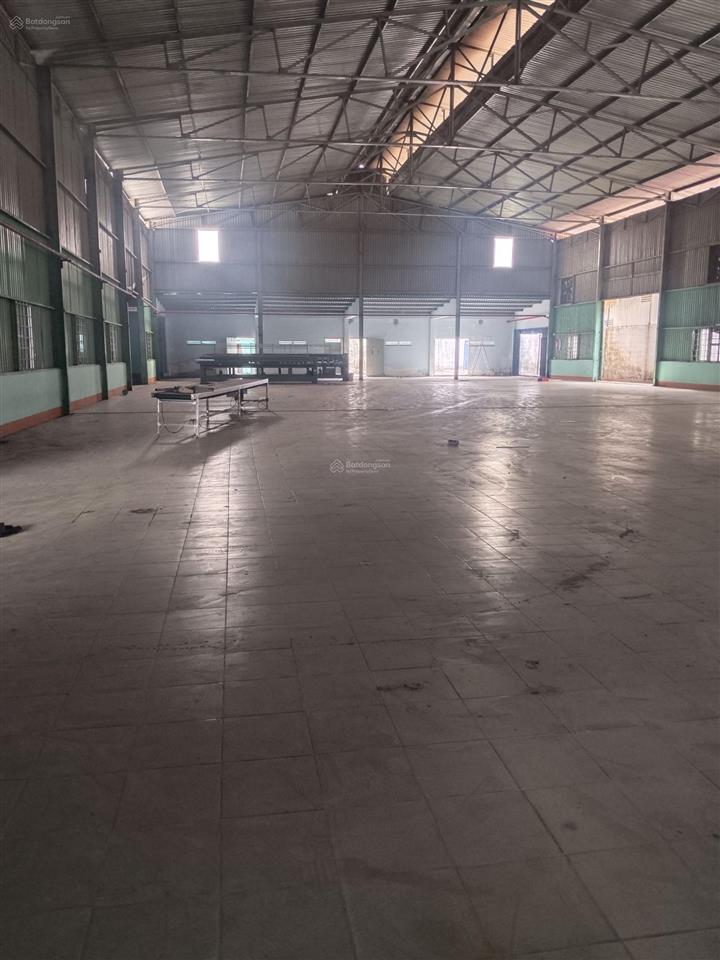 Cho thuê nhà xưởnng 1/ nguyễn ảnh thủ quận 12, dt 3500m2, giá 170tr/tháng