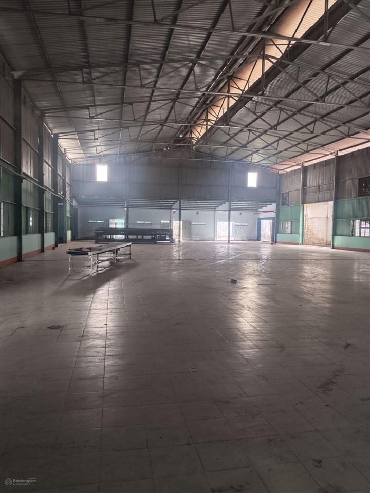 Cho thuê nhà xưởnng 1/ nguyễn ảnh thủ quận 12, dt 3500m2, giá 170tr/tháng