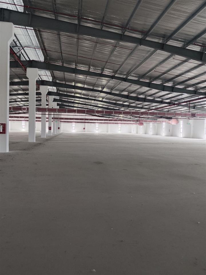 Cho thuê nhà xưởng mới xây dựng trong kcn tây ninh, dt 15340m2, giá 73.166,8đ/m2/tháng