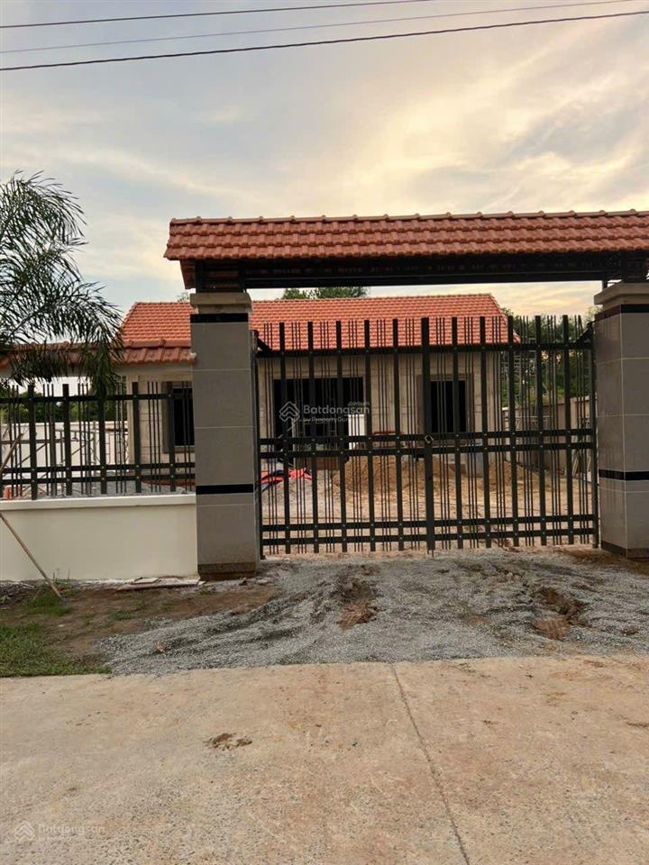 Bán nhà vườn tỉnh lộ 7 củ chi, dt 27*24m=630m2, giá 3,2 tỷ