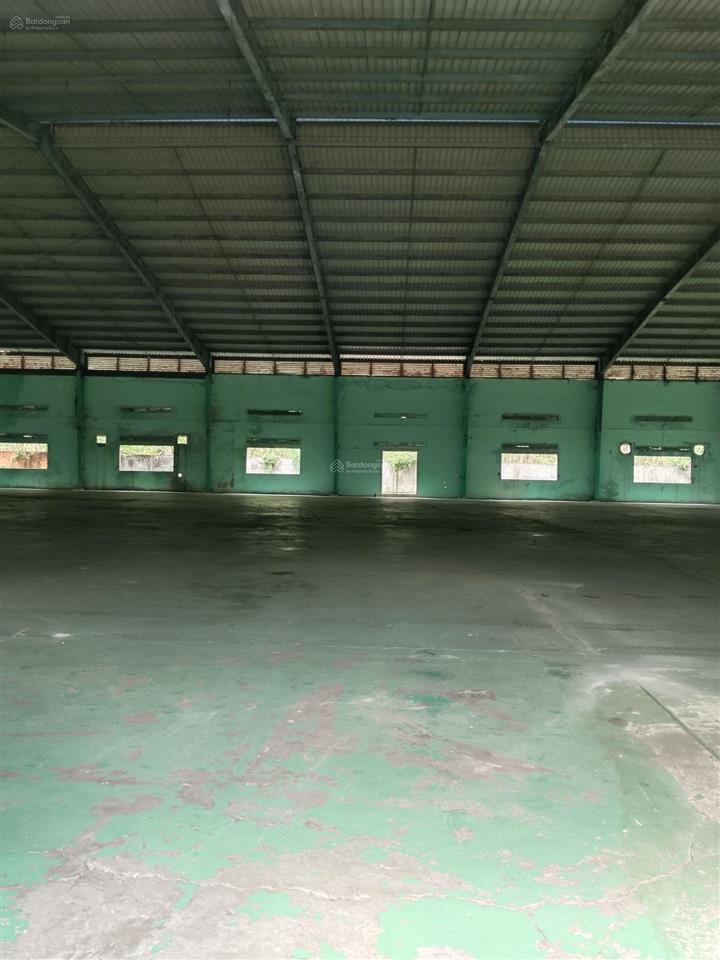 Cho thuê nhà xưởng gần khúc ngã tư tân quý, củ chi, dt xưởng 5400m2, giá 210tr/tháng