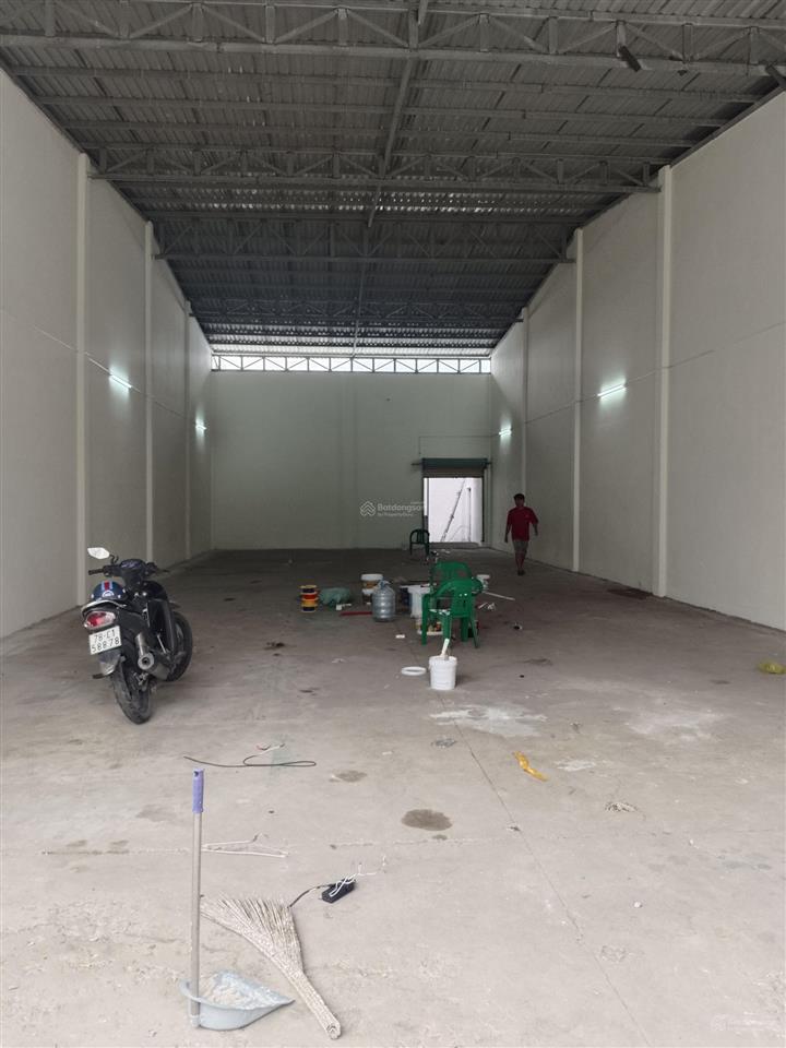 Cho thuê nhà xưởng phường hiệp thành, quận 12, dt xưởng 320m2, giá 20tr/tháng