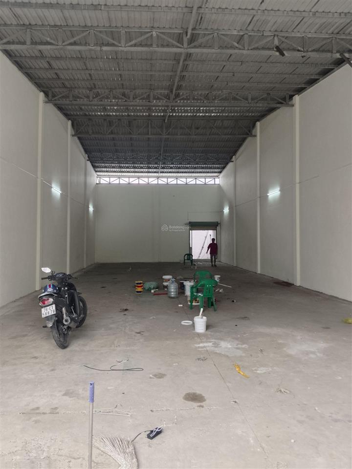 Cho thuê nhà xưởng phường hiệp thành, quận 12, dt xưởng 320m2, giá 20tr/tháng