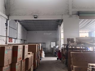 Cho thuê nhà xưởng gần cầu lớn hóc môn, dtkv 1000m2, xây dựng 600m2, giá 18tr/tháng