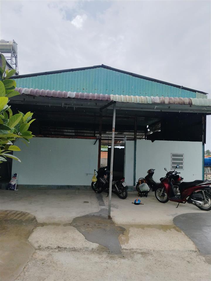 Cho thuê nhà xưởng thới tam thôn hóc môn, dtkv 1200m2, xây dựng 500m2, giá 33tr/tháng
