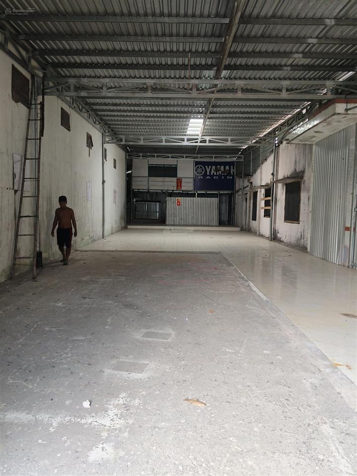 Cho thuê nhà xưởng 1/ dương công khi hóc môn, dt xưởng 320m2, giá 12tr/tháng