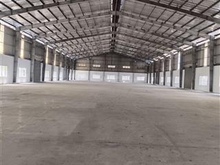 Cho thuê nhà xưởnng trong kcn đức hòa long an, dtkv 5000m2, xây dựng 3000m2, giá 82.432đ/m2/th