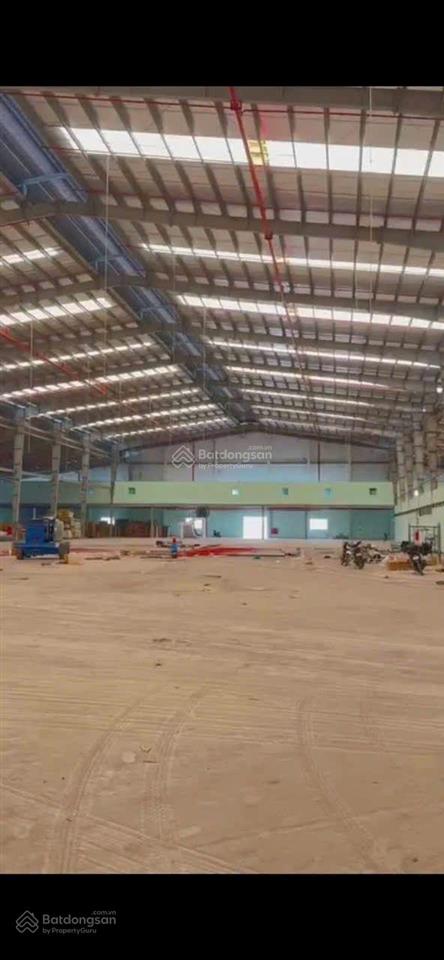 Cho thuê nhà xưởnng trong kcn đức hòa long an, dt xưởng 6000m2, giá 77.400đ/m2
