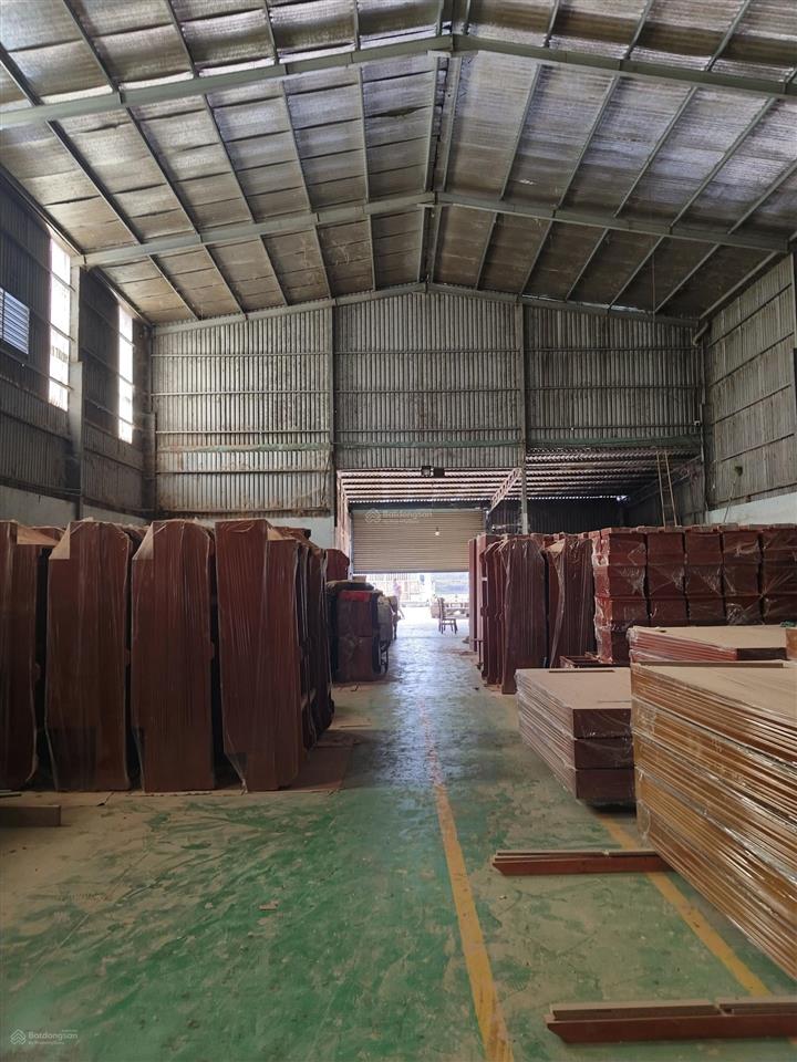 Cho thuê nhà xưởng gần cầu rạch tra, giáp hóc môn, dtkv 1500m2, xây dựng 1100m2, giá 60tr/tháng