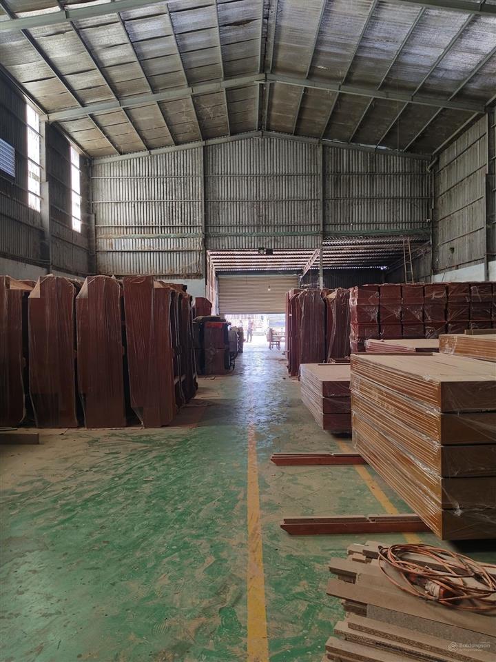 Cho thuê nhà xưởng gần cầu rạch tra, giáp hóc môn, dtkv 1500m2, xây dựng 1100m2, giá 60tr/tháng