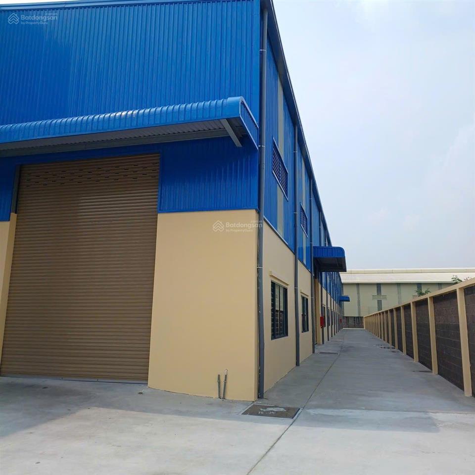Cho thuê nhà xưởnng trong kcn hải sơn, dtkv 5000m2, xây dựng 3500m2, giá 92.862đ/m2