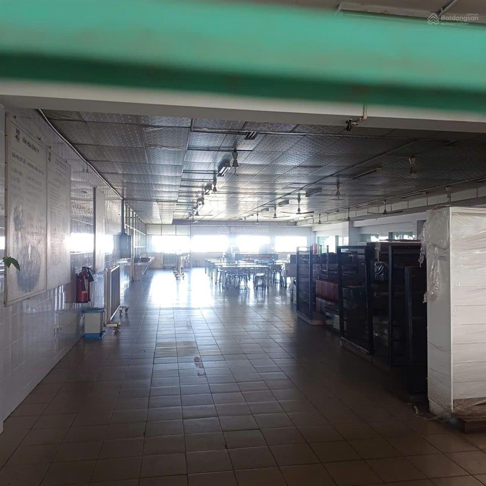 Cho thuê nhà xưởng bình tân, dt xưởng 5000m2, có pccc tự động, tiện làm may mặc, điện tự...