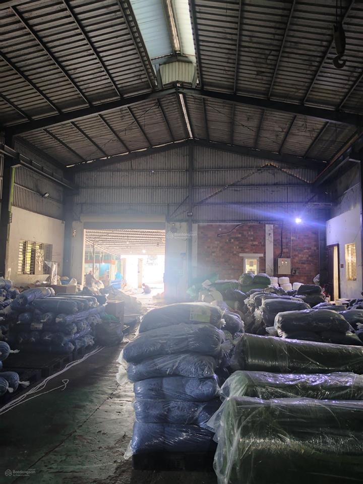 Cho thuê nhà xưởng nhị bình hóc môn, dt xưởng 1000m2, có trạm điện 400kva, giá 60tr/tháng