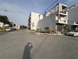 Bán lô góc đường số 4 và 2 thuộc khu tđc đồng tâm , phường 6 , tp tân an  diện tích  5 x 20m2.