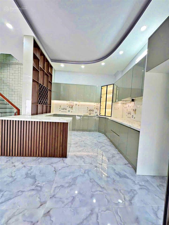 Bán nhà mới 2 tầng, dt71m2 ngang khủng 7,6m hẻm ô tô, gần gigamall