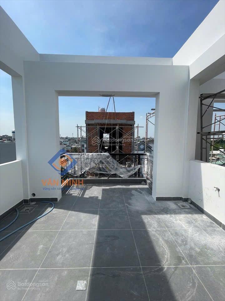 Chính chủ cần bán nhà 4 tầng  mới 100%  đường ô tô né nhau  ngay chợ hiệp bình sát phạm văn đồng