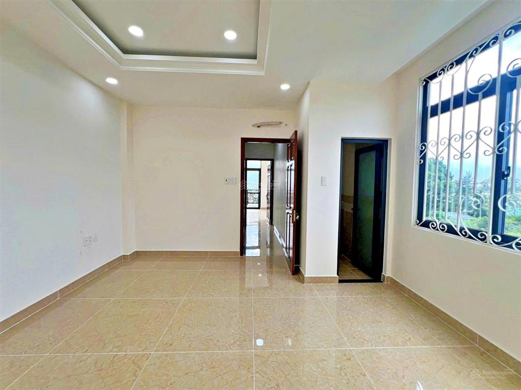 Nhà phố 4 tầng ven sông sài gòn  đường ô tô tránh nhau  cạnh vạn phúc city  đầu tư cực tốt