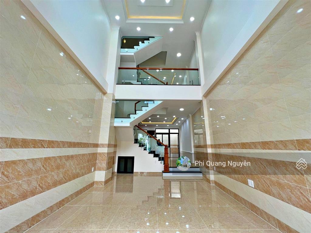 Chính chủ bán nhà 4 tầng  vị trí đẹp  gần sông sài gòn  vạn phúc city  đường ô tô thông thoáng