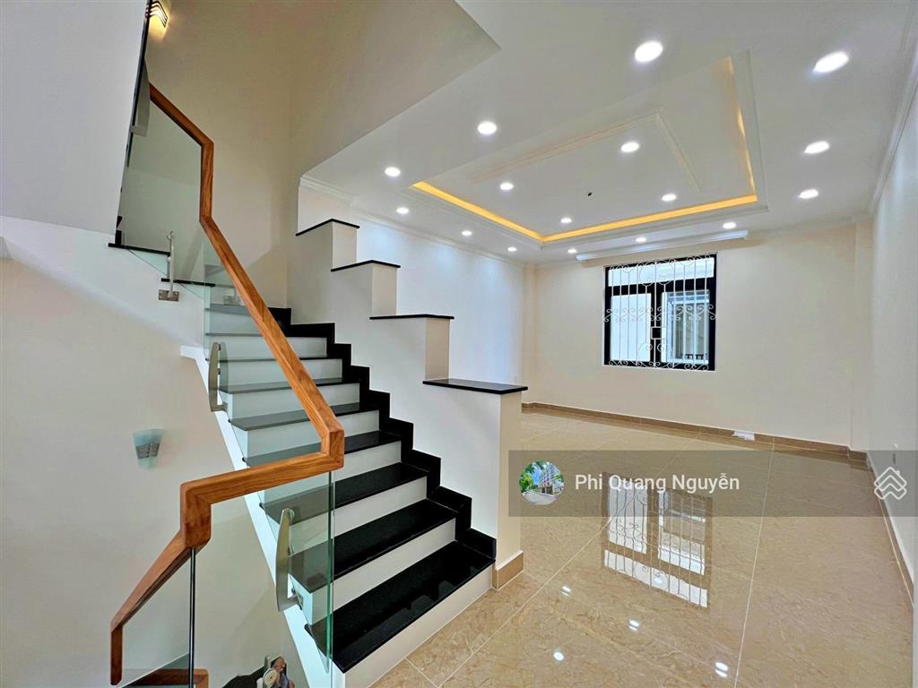 Chính chủ bán nhà 4 tầng  vị trí đẹp  gần sông sài gòn  vạn phúc city  đường ô tô thông thoáng