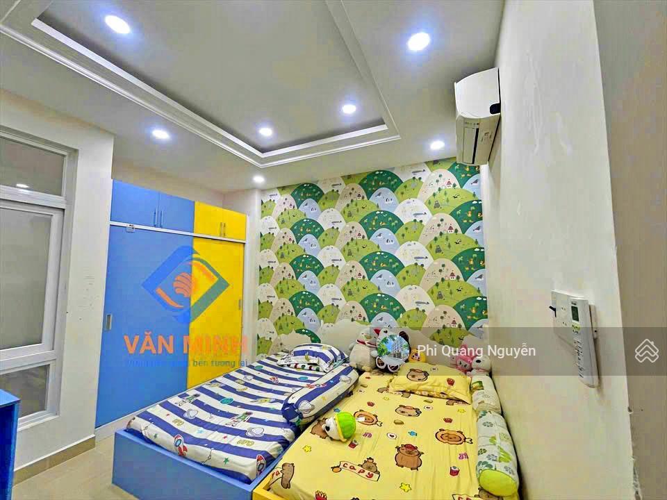 Cần bán nhà 3 tầng  dt64m2  đường ô tô né nhau  sổ riêng  giá 7 tỷ 190