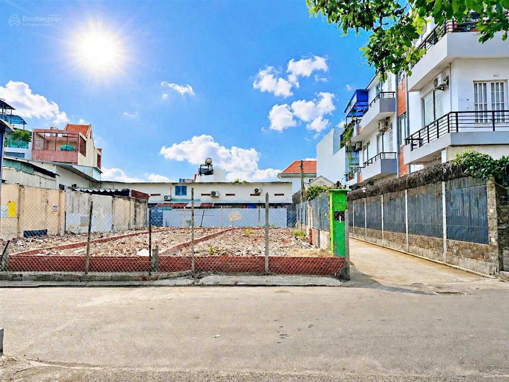 Cần bán lô đất 2 mặt tiền đường số 18  linh đông  dt96m² (5.25x18)  sổ riêng  xây được 5 tầng