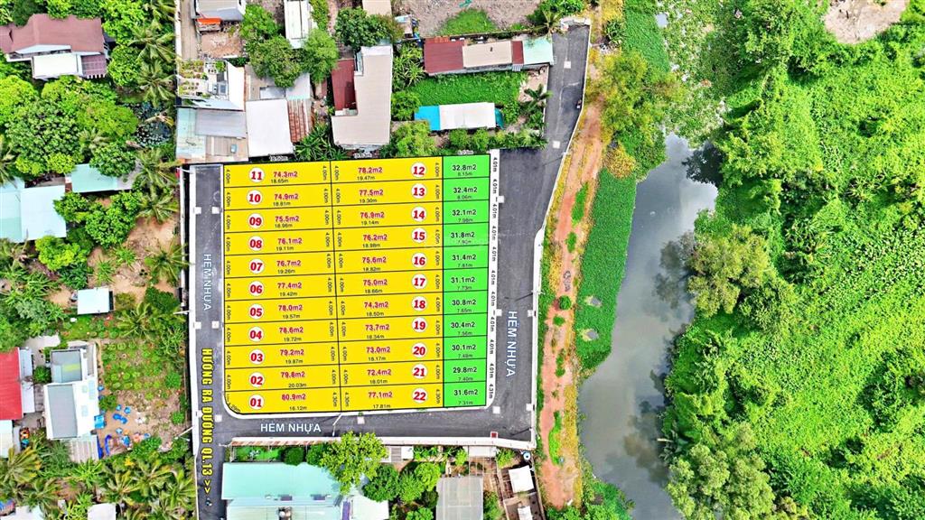 Chính chủ gửi giảm 10% bán lô đất 4x18,5 thổ cư 100%  sổ hồng riêng ô tô tránh nhau  gần vạn phúc
