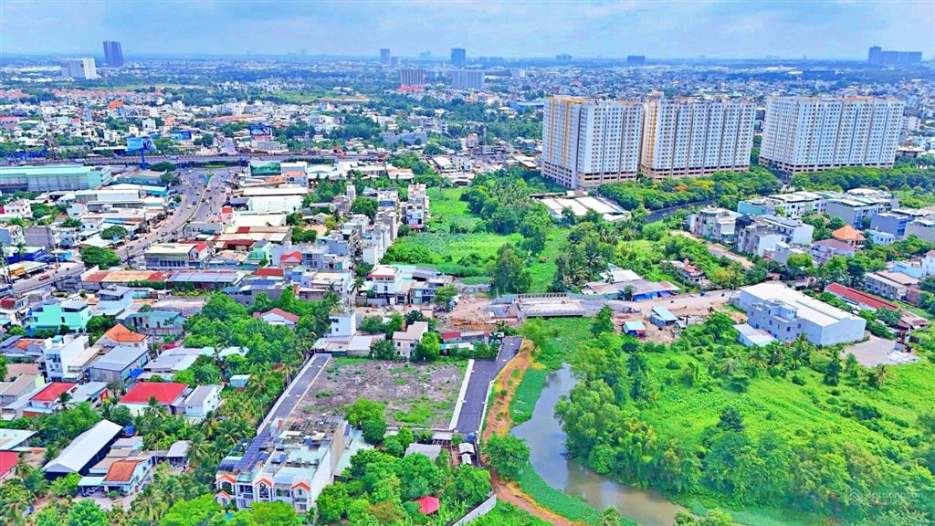 Chính chủ gửi giảm 10% bán lô đất 4x18,5 thổ cư 100%  sổ hồng riêng ô tô tránh nhau  gần vạn phúc