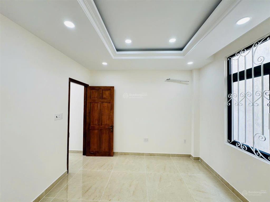 Bán nhà 4 tầng mới 100%  hẻm ô tô thông  giáp sông sài gòn  cạnh vạn phúc