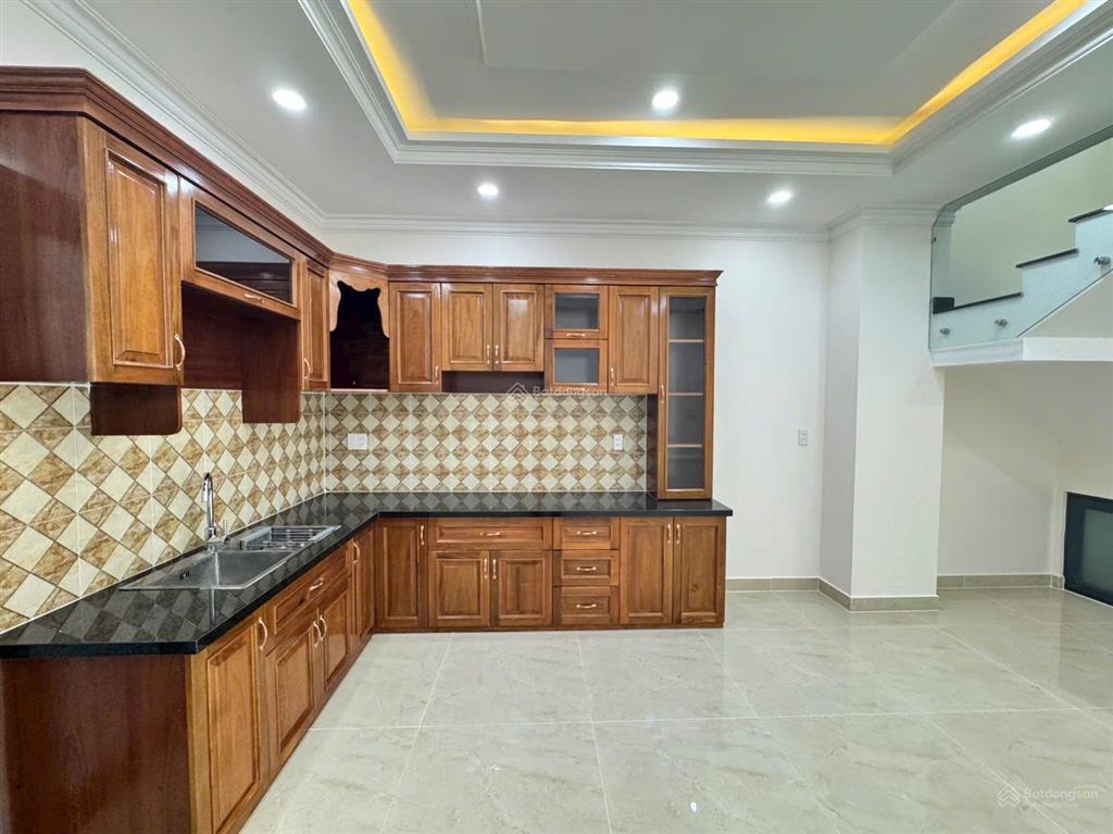 Bán nhà 4 tầng mới 100%  hẻm ô tô thông  giáp sông sài gòn  cạnh vạn phúc