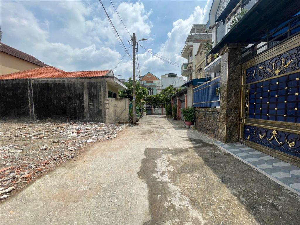 Bán đất thổ cư giáp ql13  dt 71m2  sổ riêng  ô tô tránh nhau  gần vạn phúc