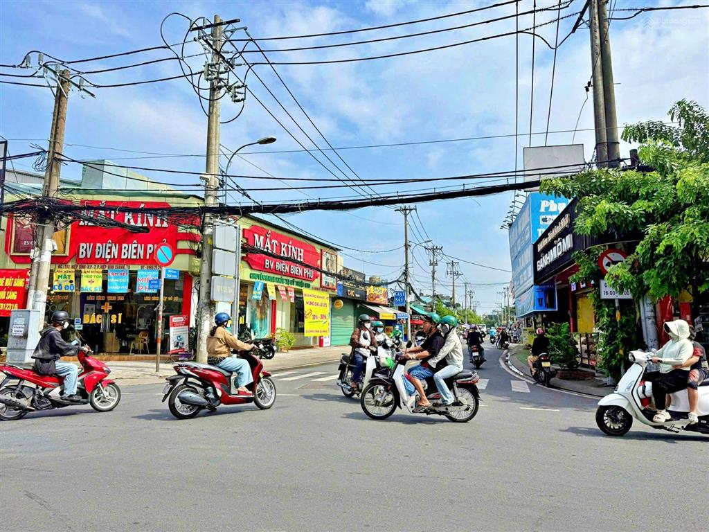 Bán đất chính chủ dt74m2(4x17,2)  đường 6m, sổ hồng riêng, gần chợ hiệp bình