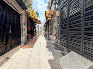 Bán nhà ngay âu cơ  lạc long quân  quận 11  sổ hồng riêng  hoàn công đủ  giá tốt dưới 6 tỷ