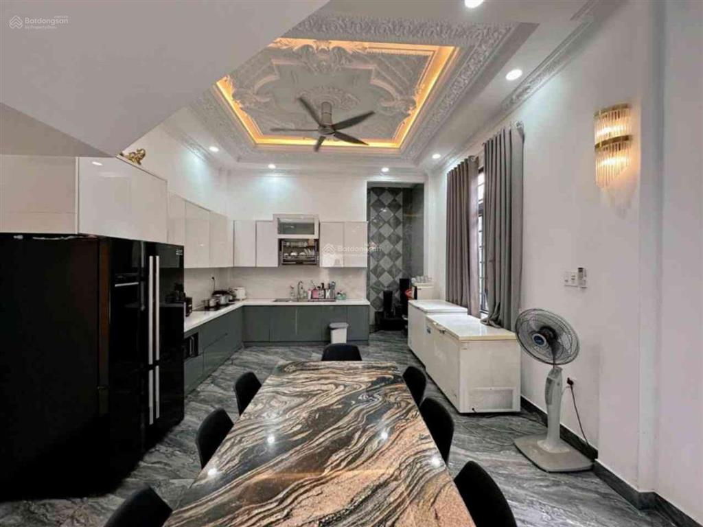 Nhà gấp bán cuối tân kỳ tân quý  bình tân  77m2  sổ hồng riêng  hoàn công đủ  hẻm 8m  giá tốt