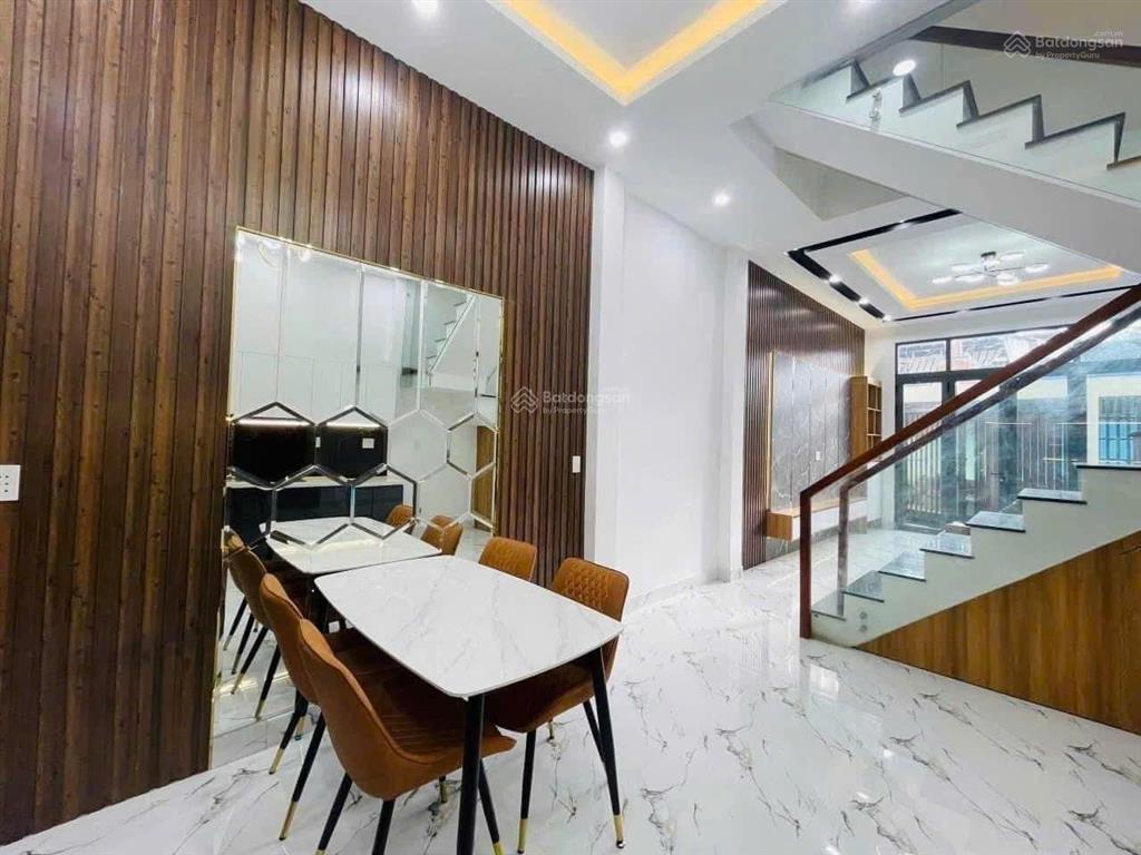 Nhà bán khu lê văn quới  giáp tân phú  5p đến aeon mall  48m2  sổ hồng riêng  giá tốt hơn 4 tỷ