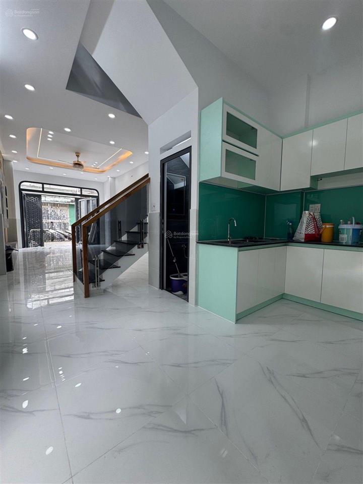 Nhà bán hẻm xe tải ngay lê văn quới  ngã 4 bốn xã  sổ riêng hoàn công đủ  60m2 giá tốt 5 tỷ xíu