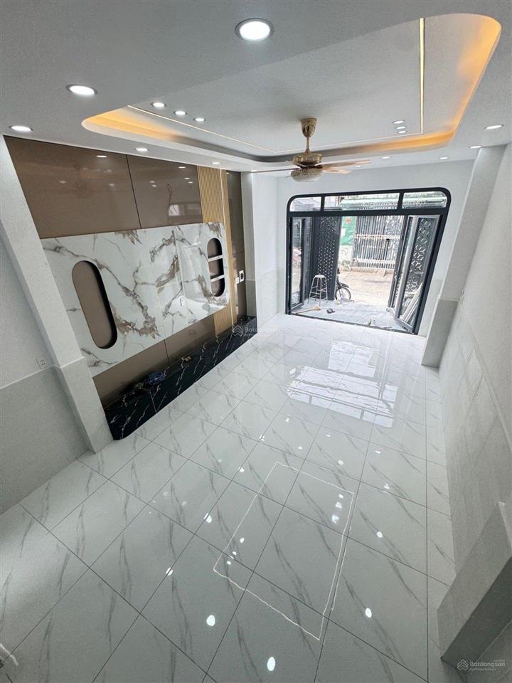 Nhà bán hẻm xe tải ngay lê văn quới  ngã 4 bốn xã  sổ riêng hoàn công đủ  60m2 giá tốt 5 tỷ xíu