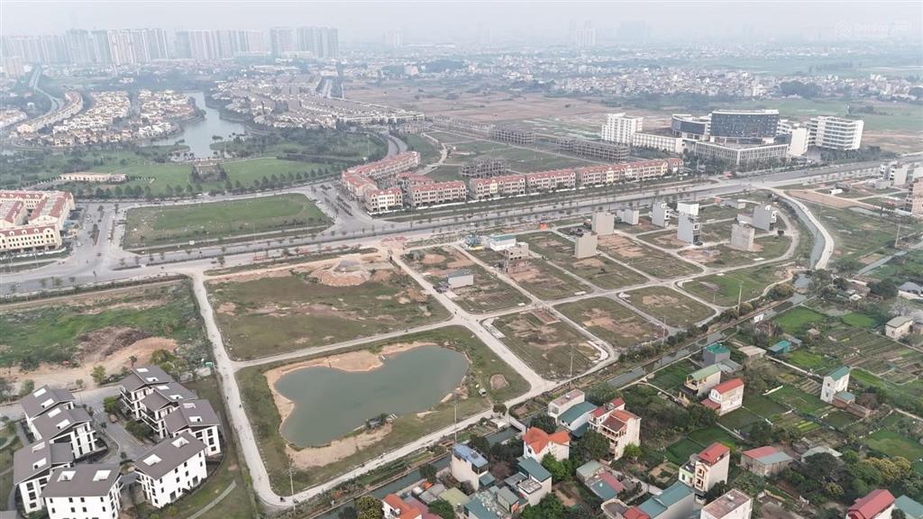Chính chủ bán nhanh 97m2 đất dịch vụ khu 12,5ha xã an thượng, mặt đường chính 15m, cắt lỗ 20 giá