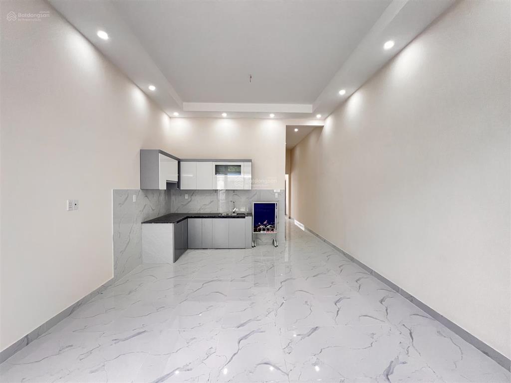 Bán nhà mới xây 88m2 nội thất đầy đủ gần kcn giang điền giá 1,450 tỷ