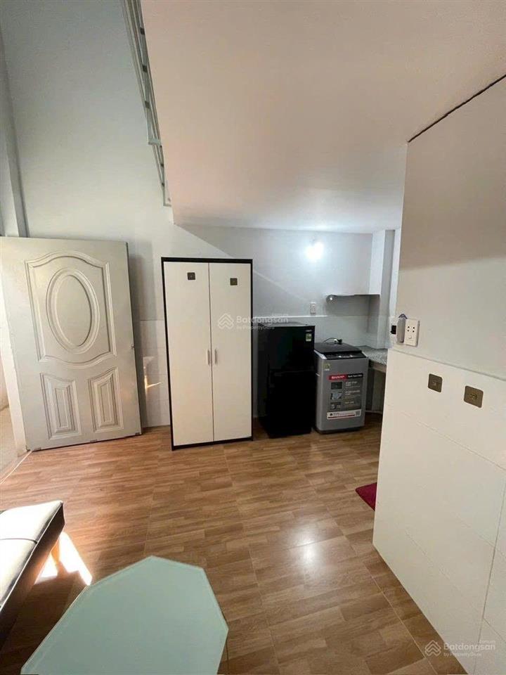 Duplex có gác full nội thất ngay vòng xoay đường phan trung