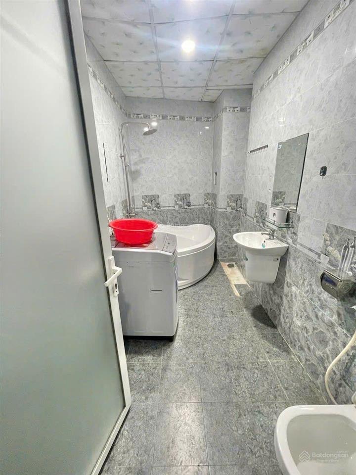 Căn hộ dịch vụ hà huy giáp, nội thất đầy đủ, ở ngay 3,7tr