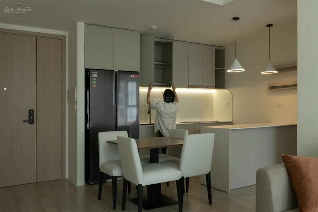 Cho thuê gấp cc 2pn, 2wc, 70m2 tại lumiere boulevard, 14 triệu vnd