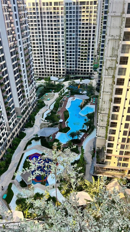 Nội khu 2 pn luxury lumiere boulevard cho thuê