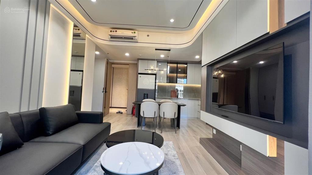 Nội khu 2 pn luxury lumiere boulevard cho thuê