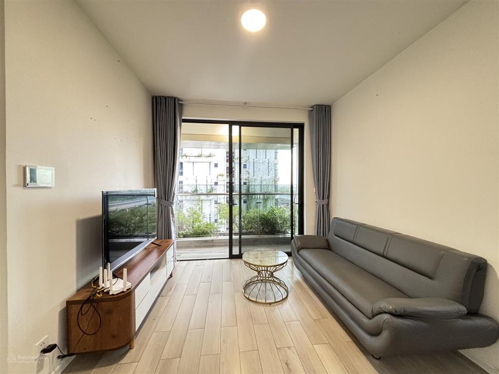 Bán gấp 2pn lumiere boulevard giá tốt